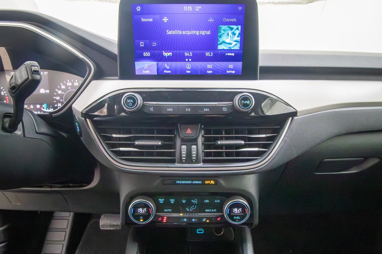 2021 Ford Escape SEL 4WD Photo5