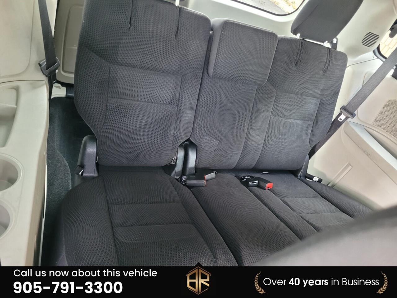 2018 Dodge Grand Caravan SXT Stow & Go Photo