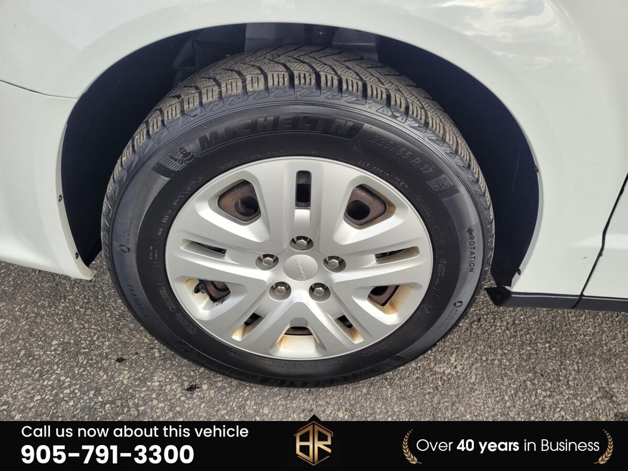 2018 Dodge Grand Caravan SXT Stow & Go Photo