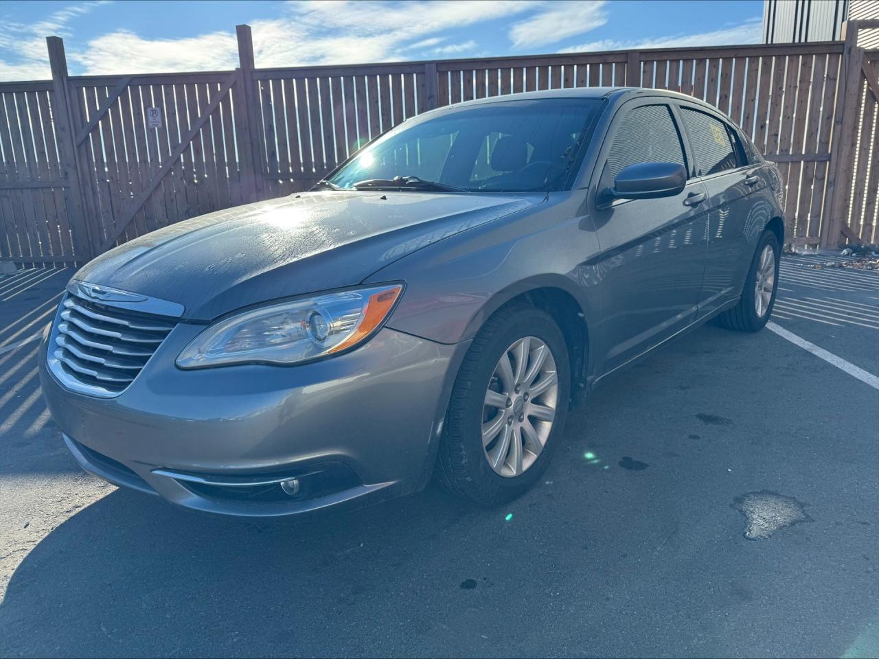 Used 2012 Chrysler 200 Touring for sale in Hamilton, ON