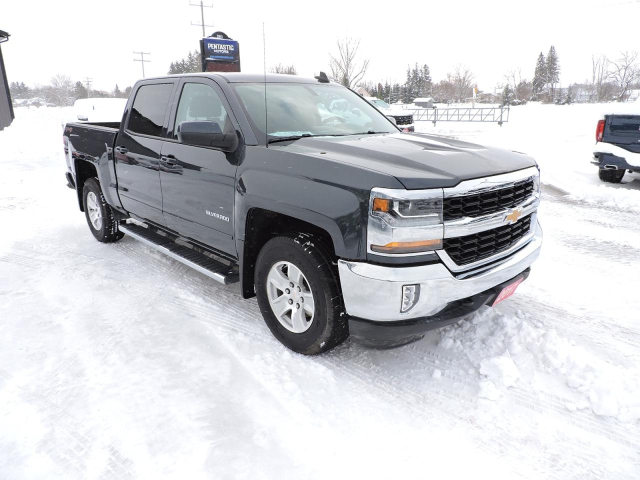 Used 2017 Chevrolet Silverado 1500 LT 5.3L 4X4 Leather 6 Psg New Tires Only 82000KMS for sale in Gorrie, ON