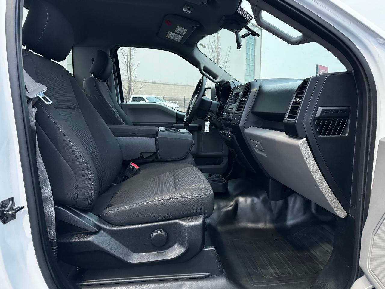 2019 Ford F-150 XL 2WD Reg Cab 8' Box **CLEAN CARFAX** - Photo #21