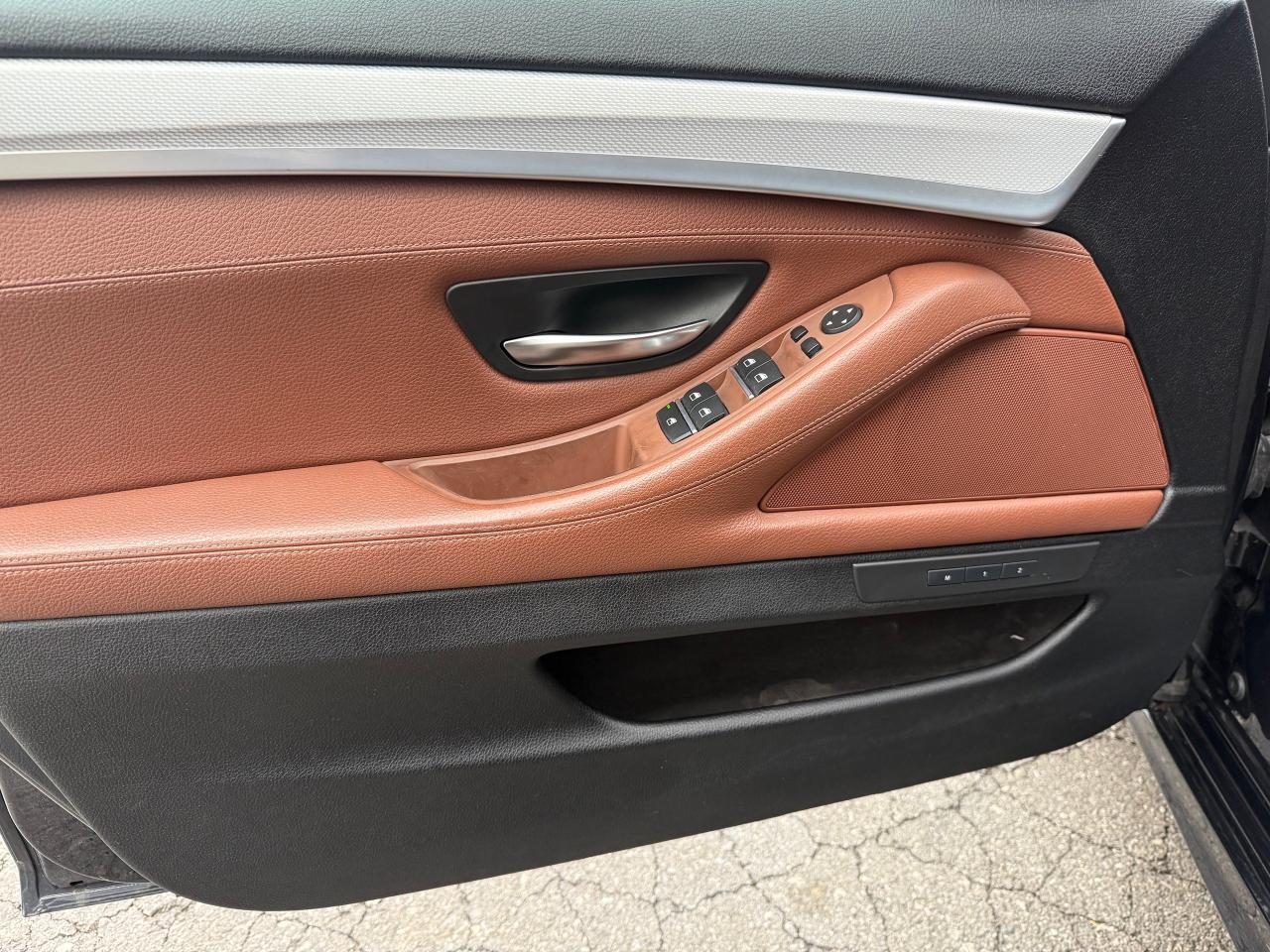 2013 BMW 5 Series 528i xDrive **BROWN LEATHER INTERIOR** - Photo #17