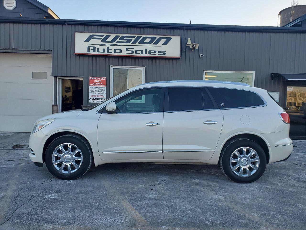 2014 Buick Enclave CXL AWD-NAVIGATION-SUNROOF-LEATHER-REMOTE START - Photo #2