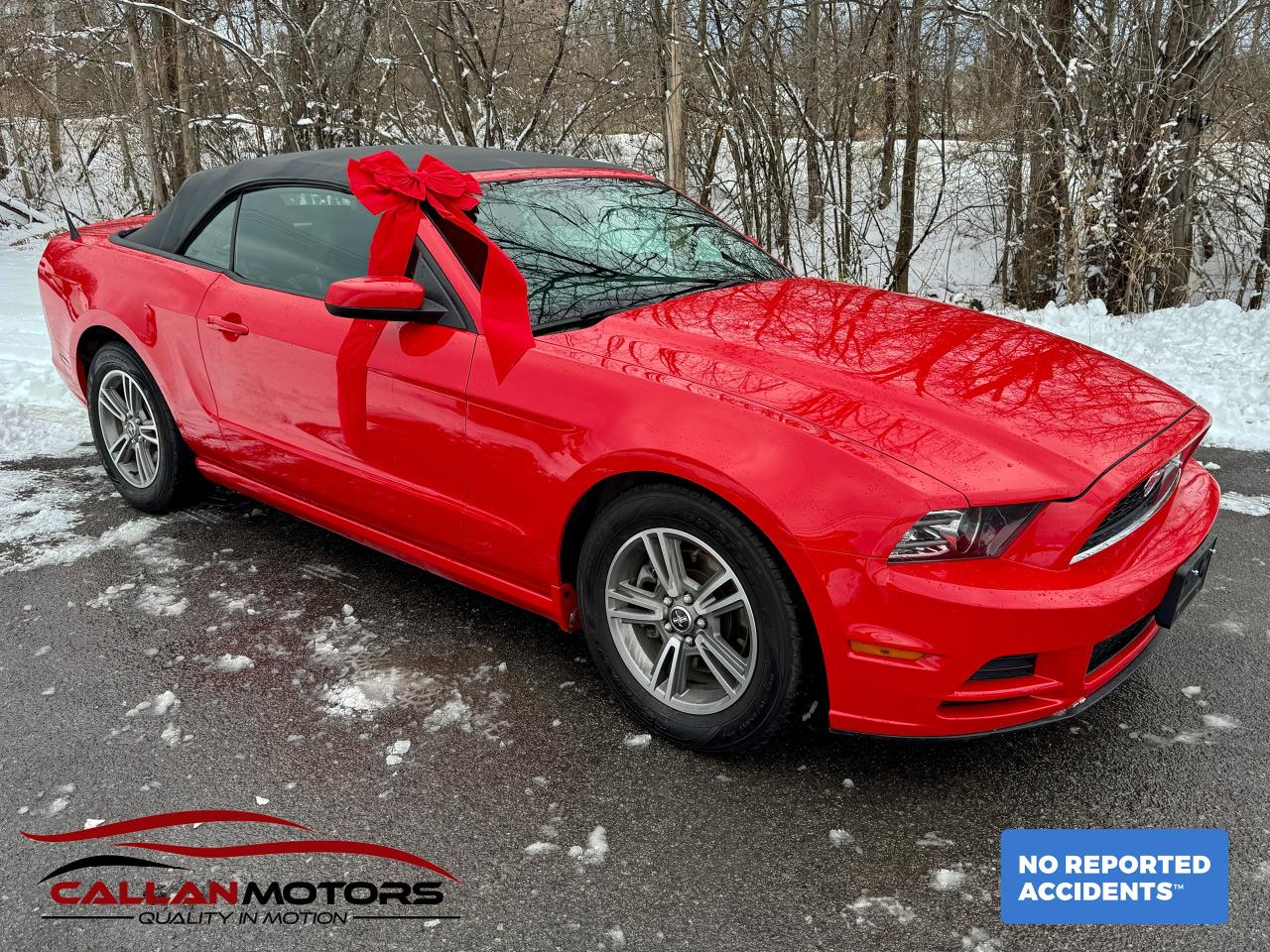 Used 2013 Ford Mustang V6 CONVERTIBLE for sale in Perth, ON