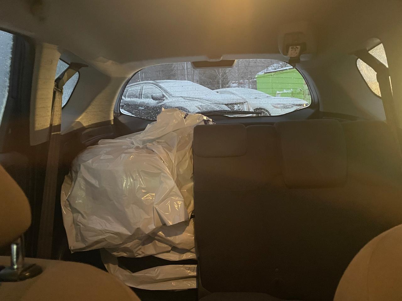 2011 Honda Fit LX - Photo #9