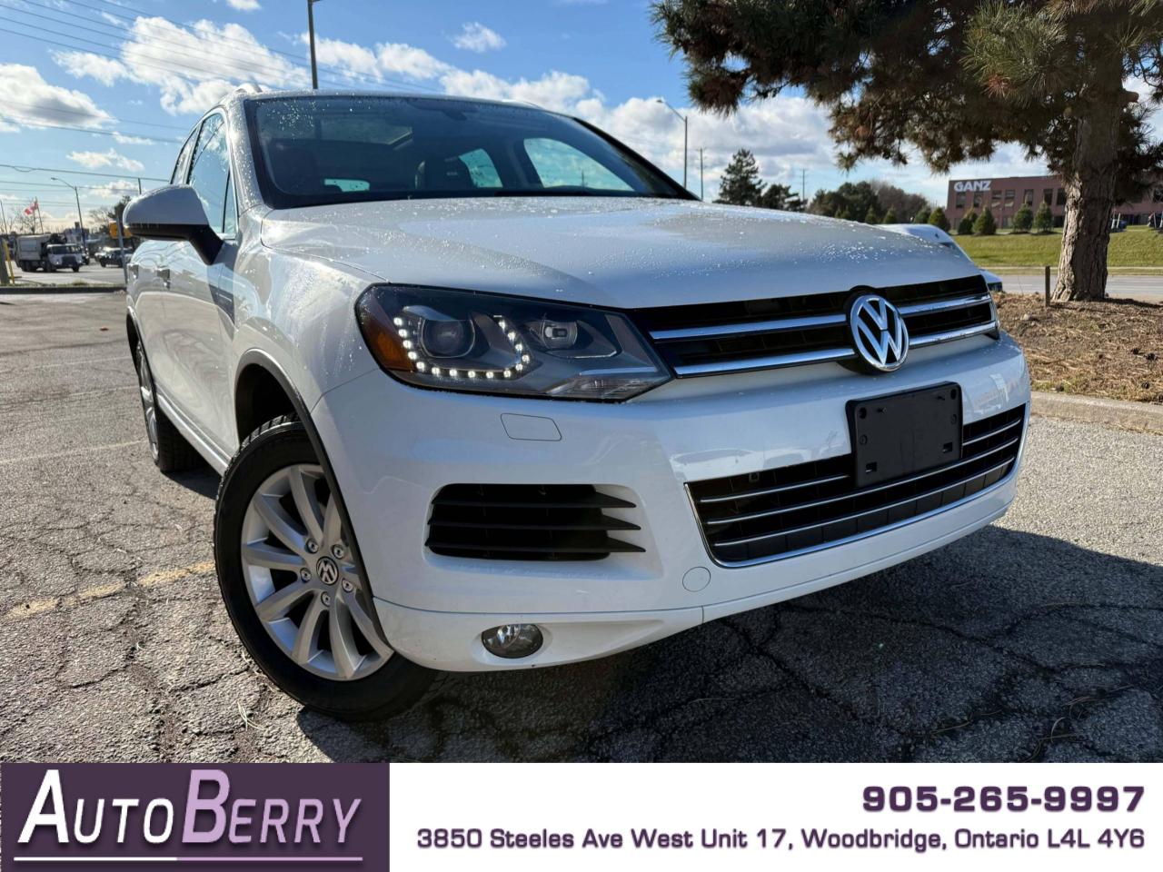 Used 2014 Volkswagen Touareg 4dr 3.6L Sport for sale in Woodbridge, ON