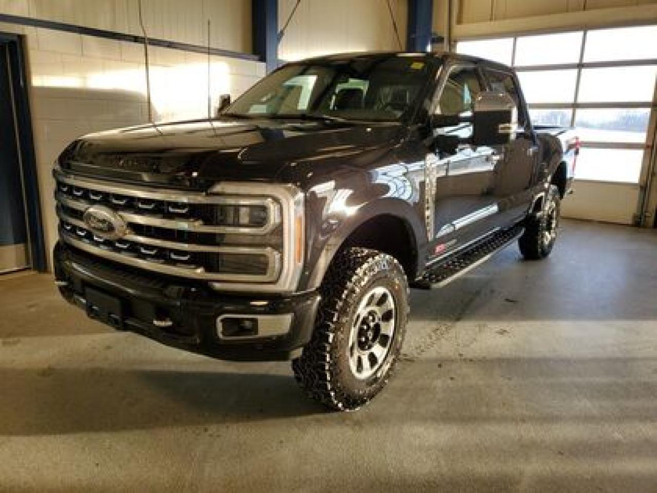 New 2024 Ford F-350 Platinum for sale in Moose Jaw, SK