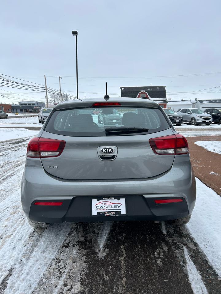 2021 Kia Rio S - Photo #5