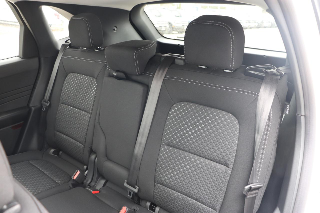 2025 Ford Escape Active AWD Photo5