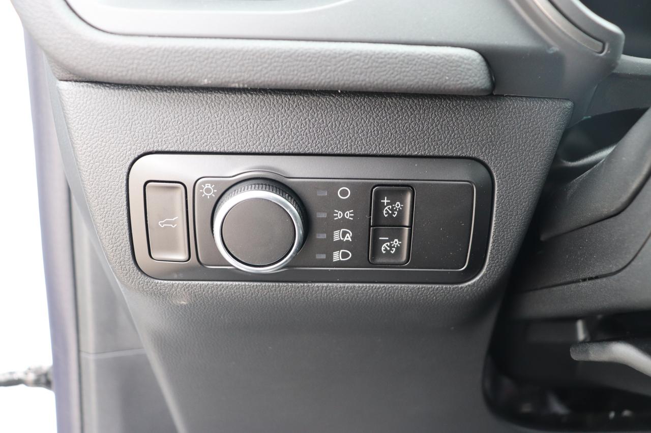2025 Ford Escape Active AWD Photo5