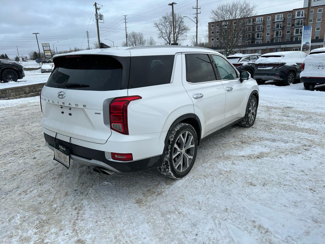 2022 Hyundai PALISADE Luxury 7-Passenger AWD Photo7