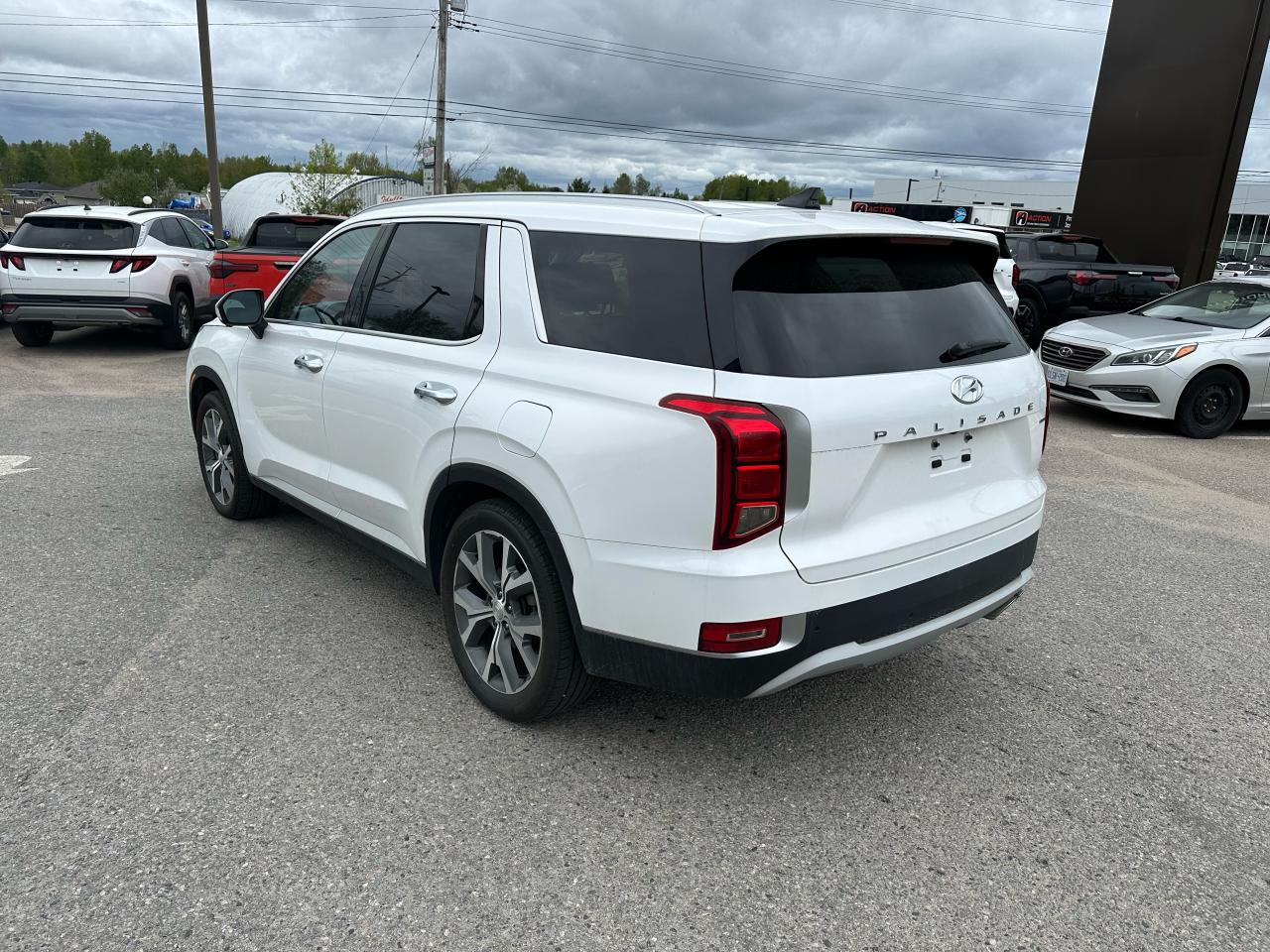 2022 Hyundai PALISADE Luxury 7-Passenger AWD Photo8