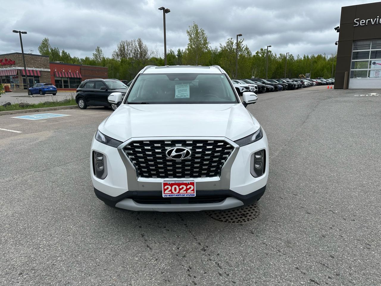 2022 Hyundai PALISADE Luxury 7-Passenger AWD Photo4
