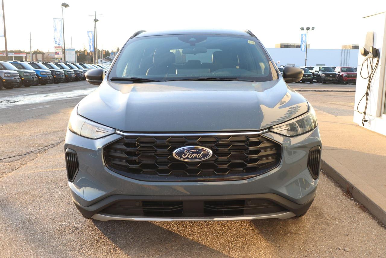 2025 Ford Escape ST-LINE FWD Photo