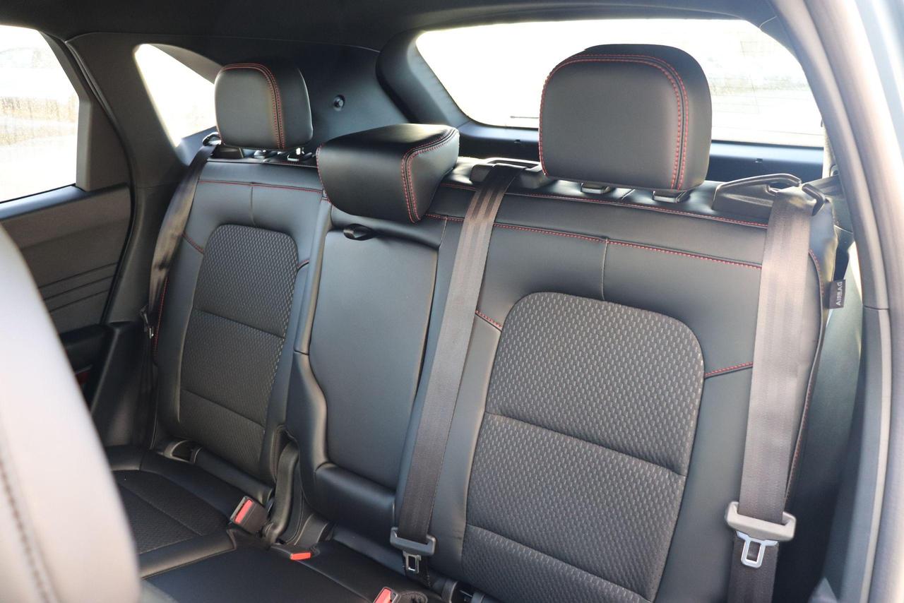 2025 Ford Escape ST-LINE FWD Photo