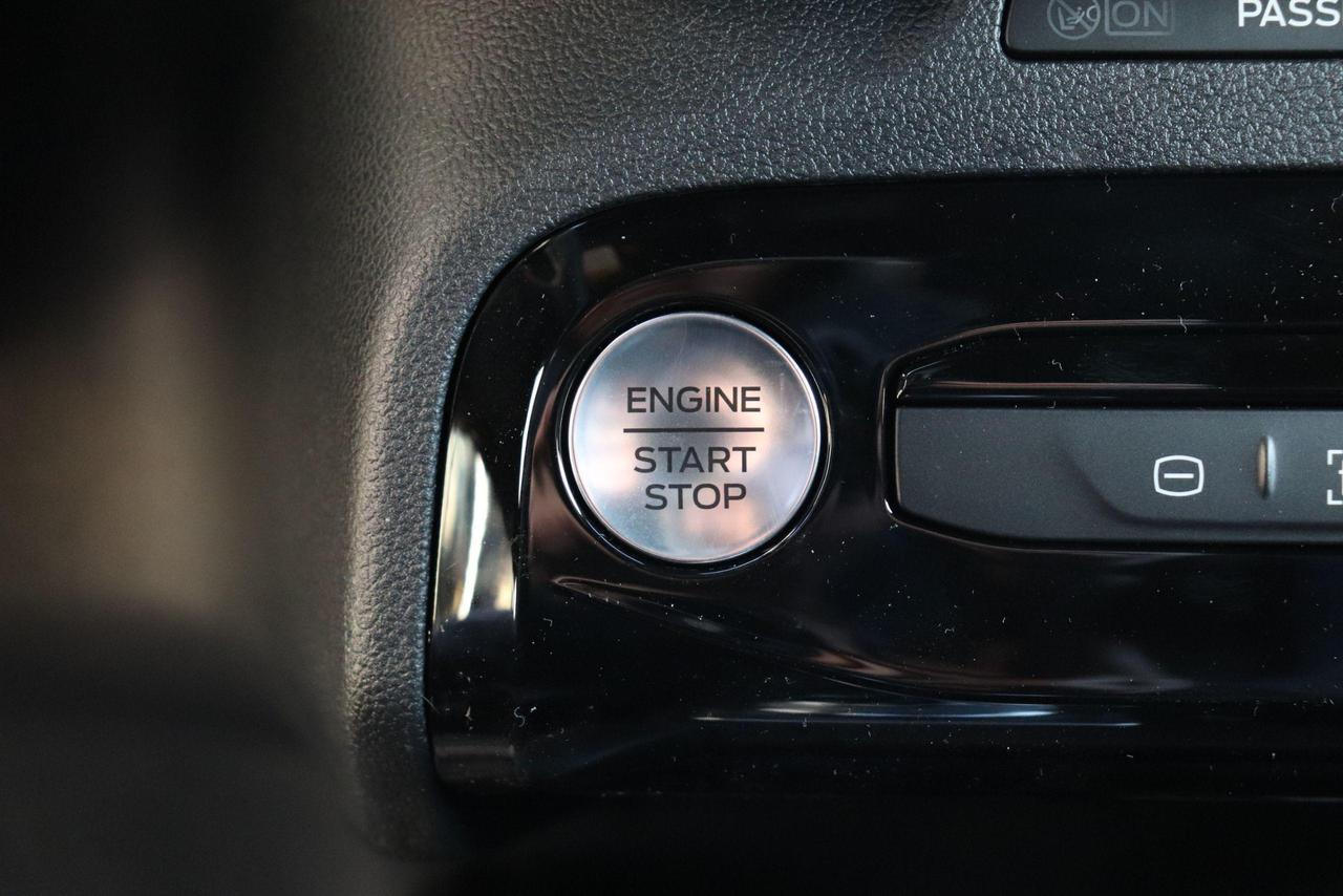 2025 Ford Escape ST-LINE FWD Photo