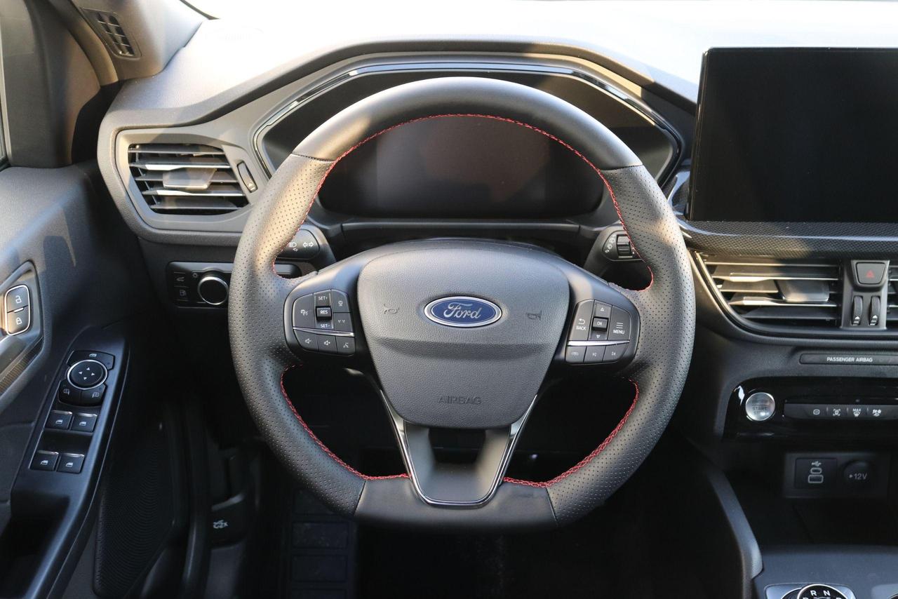 2025 Ford Escape ST-LINE FWD Photo