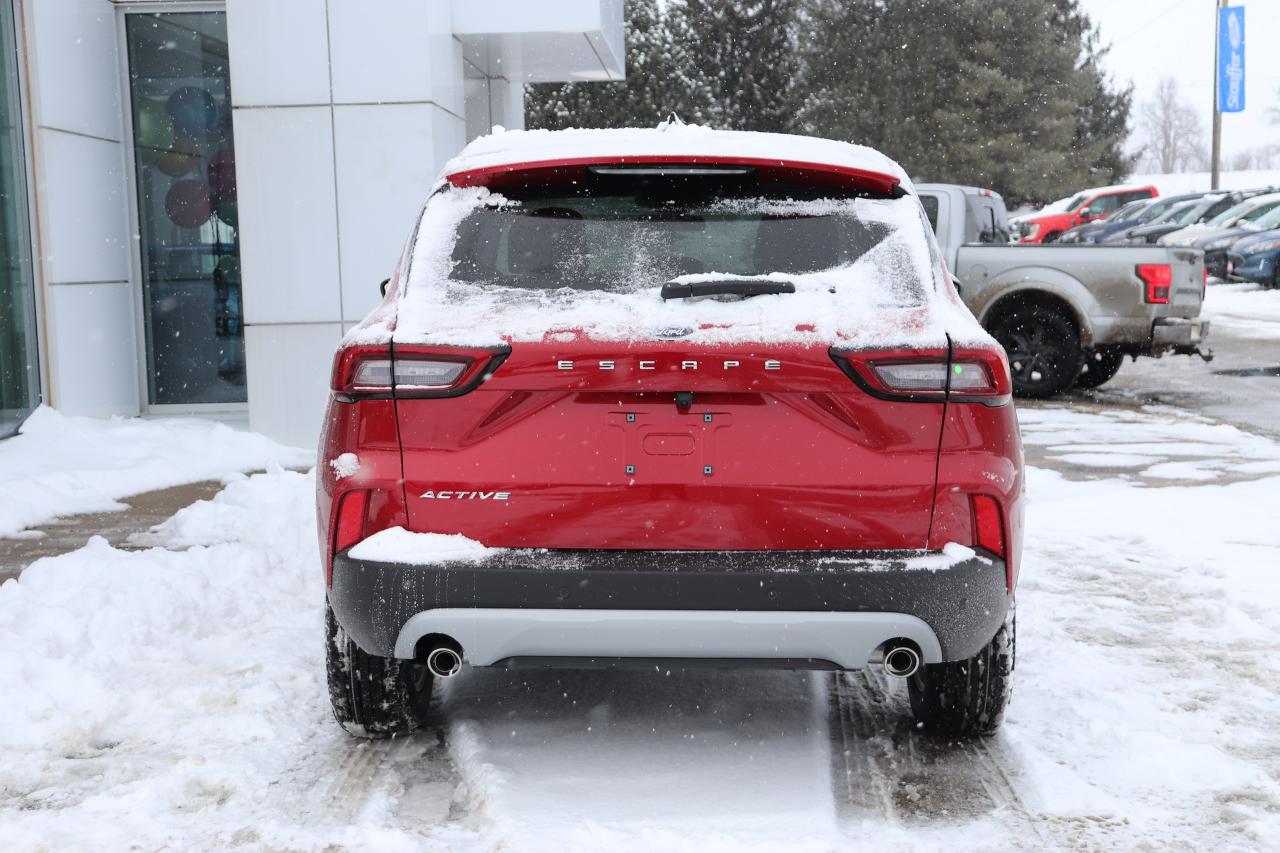 2025 Ford Escape Active FWD Photo