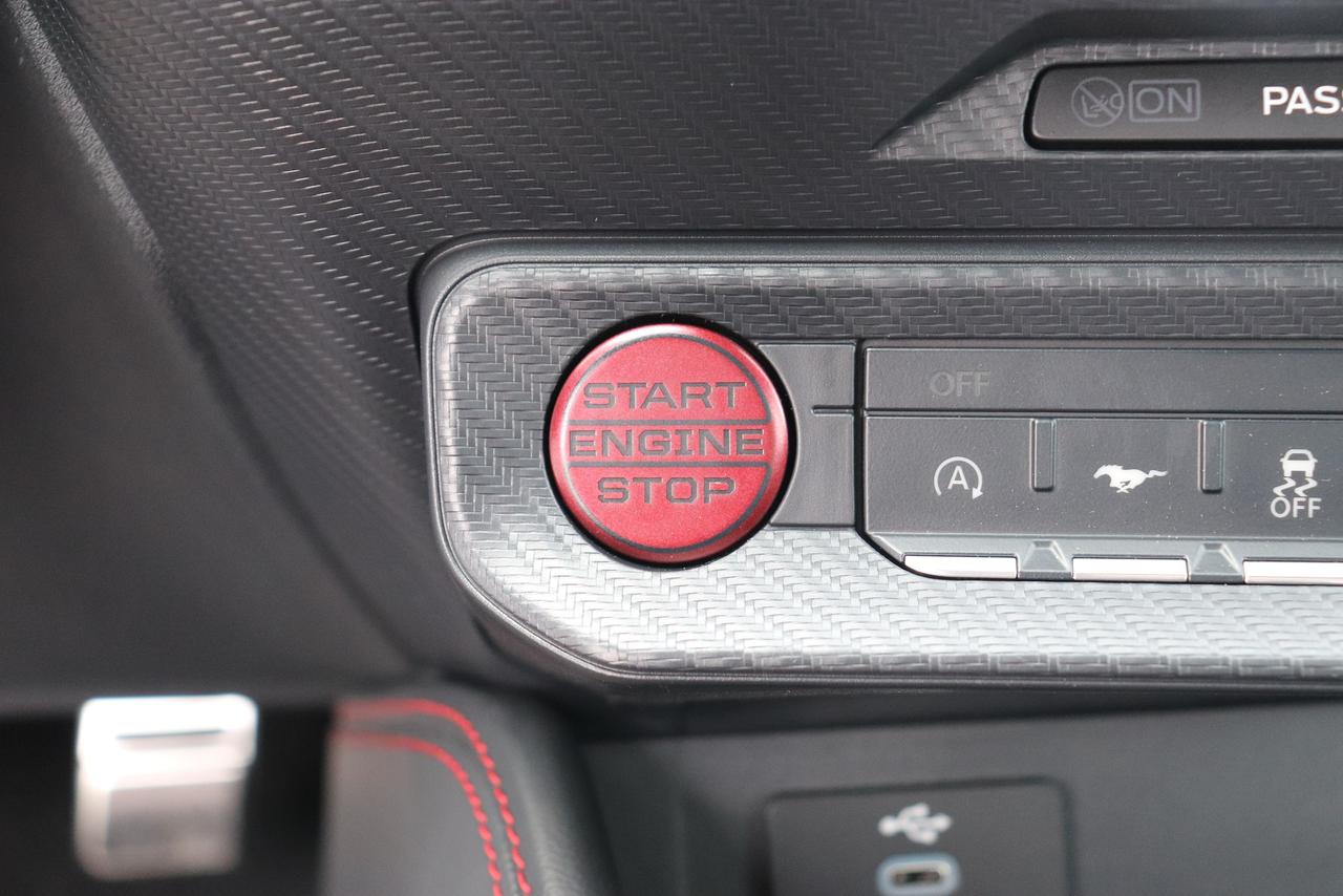 2025 Ford Mustang GT Premium Convertible Photo