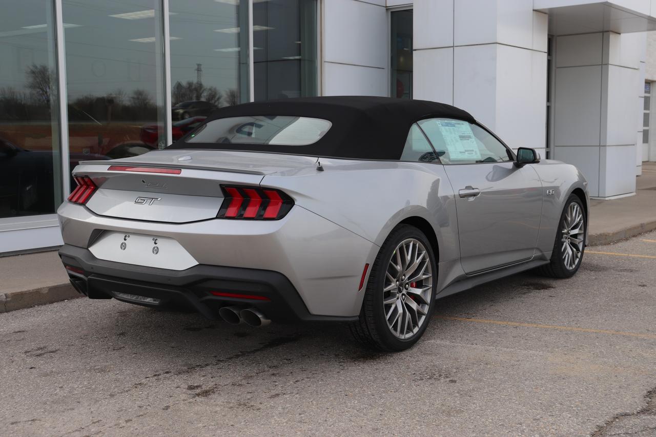 2025 Ford Mustang GT Premium Convertible Photo