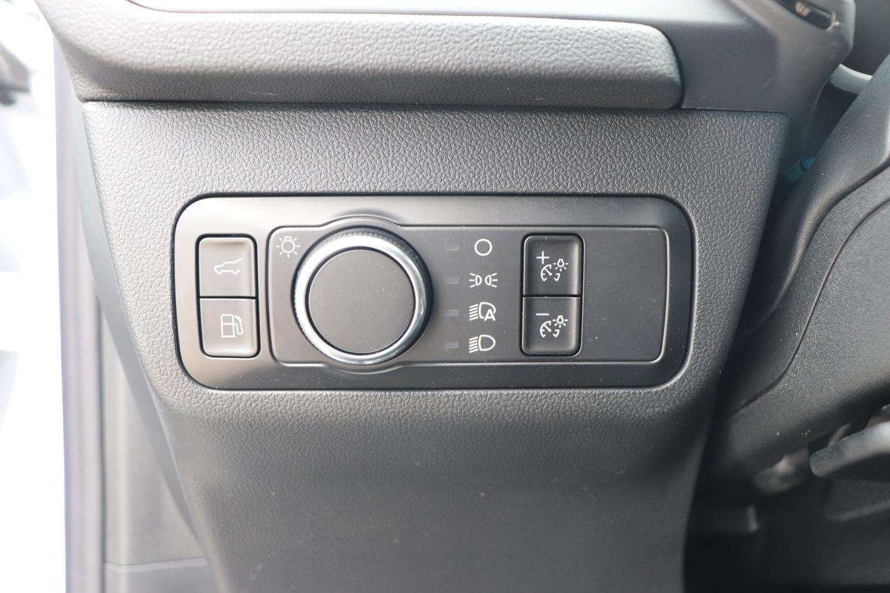 2025 Ford Escape ST-Line AWD Photo5