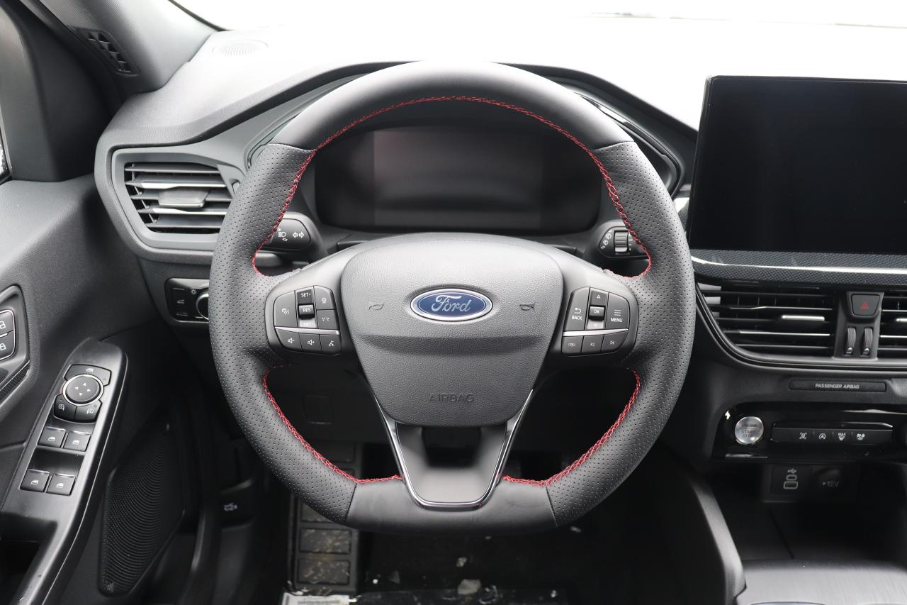 2025 Ford Escape ST-LINE FWD Photo5