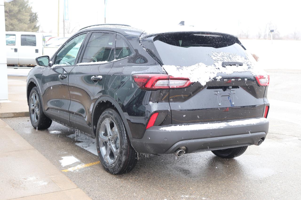 2025 Ford Escape ST-LINE FWD Photo