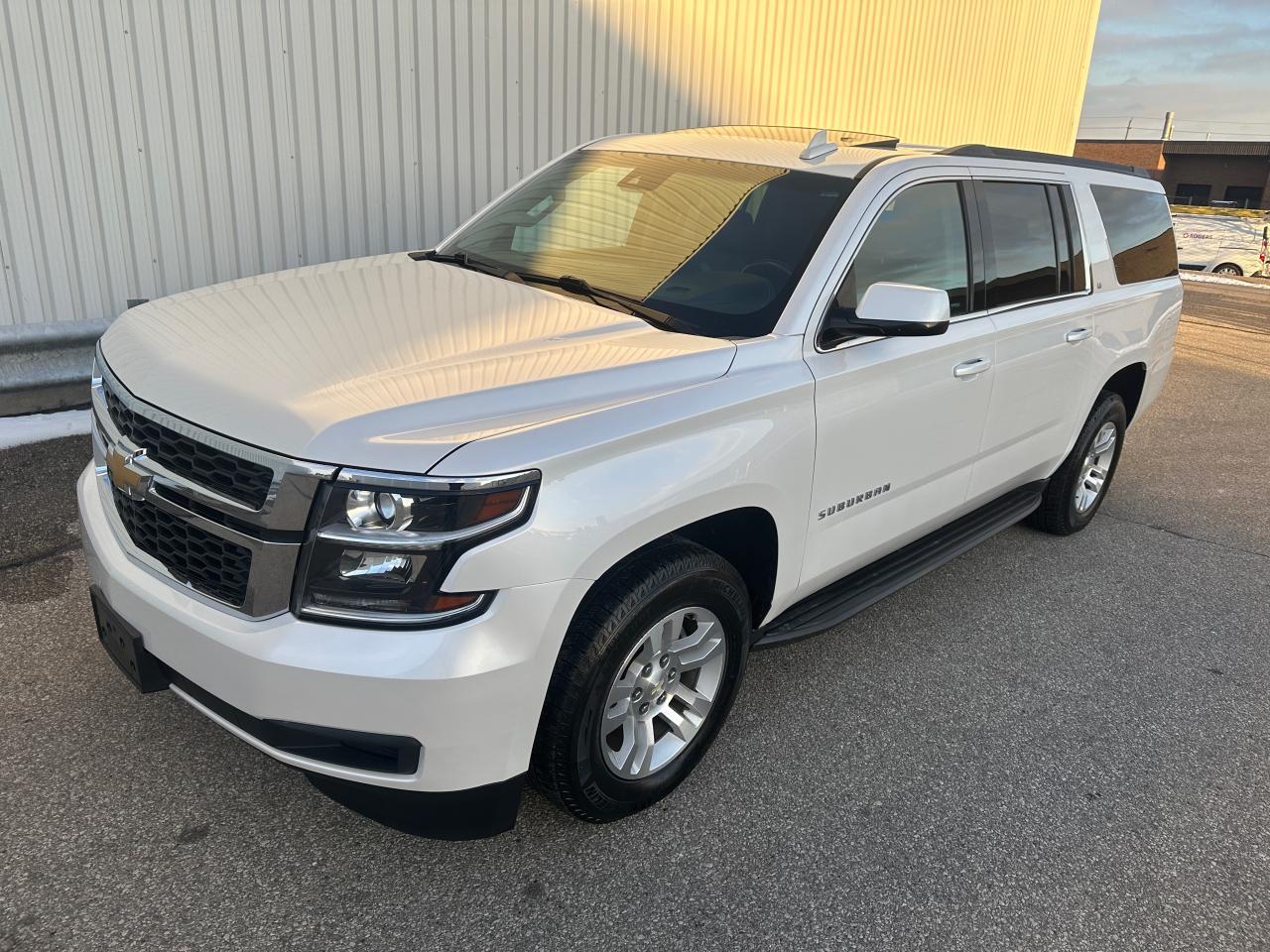 Used 2016 Chevrolet Suburban LT2 - 8 Passengers Loaded for sale in Mississauga, ON