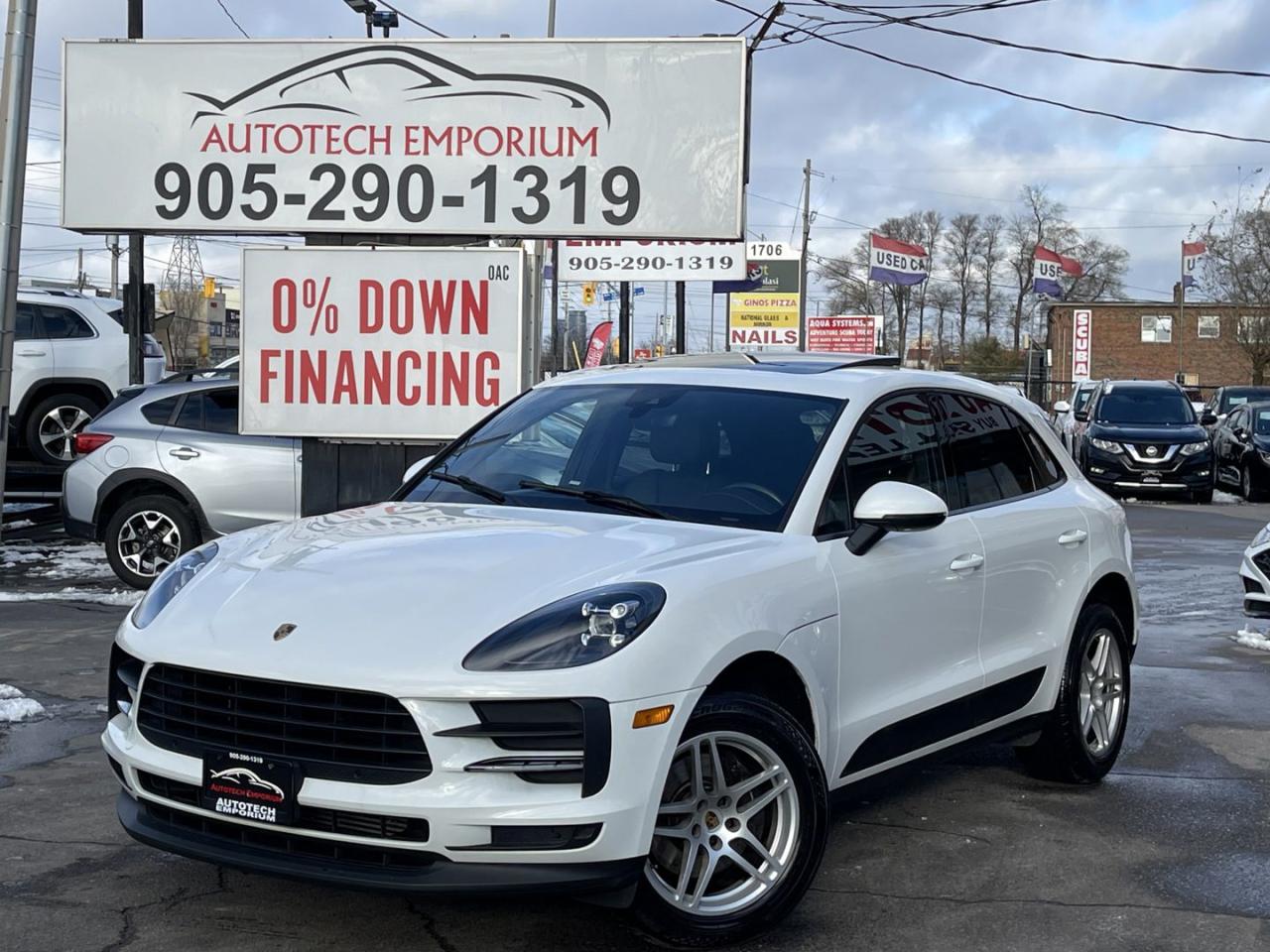 Used 2020 Porsche Macan AWD Pearl White Pano Roof / NAV / Suede Interior for sale in Mississauga, ON