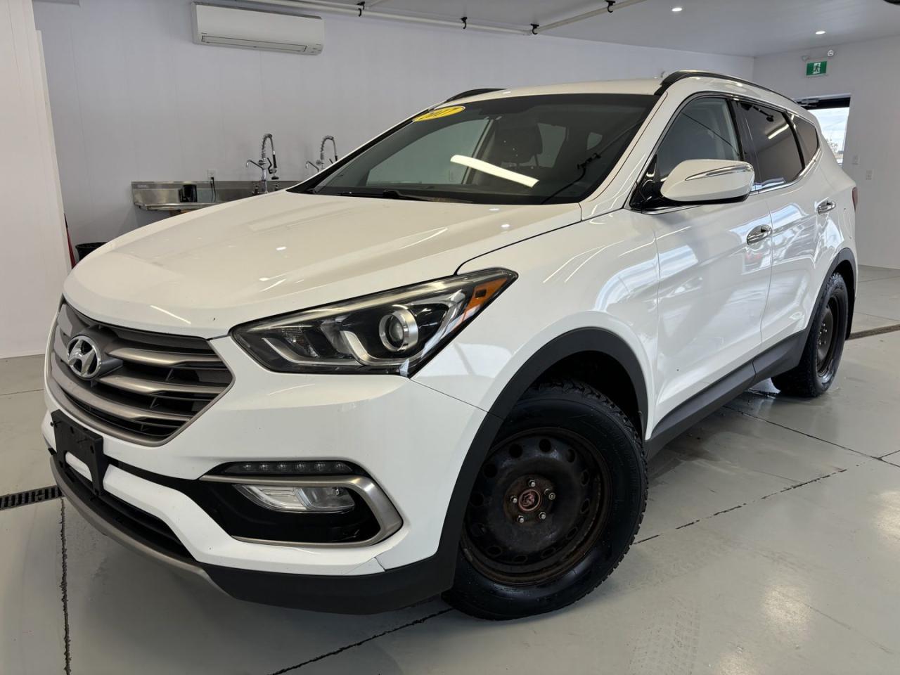 Used 2017 Hyundai Santa Fe SE *2 SETS of TIRES!* for sale in Dunnville, ON