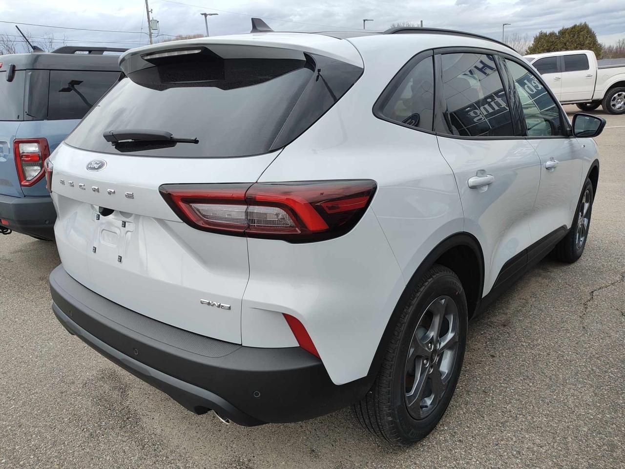 2025 Ford Escape ST-Line