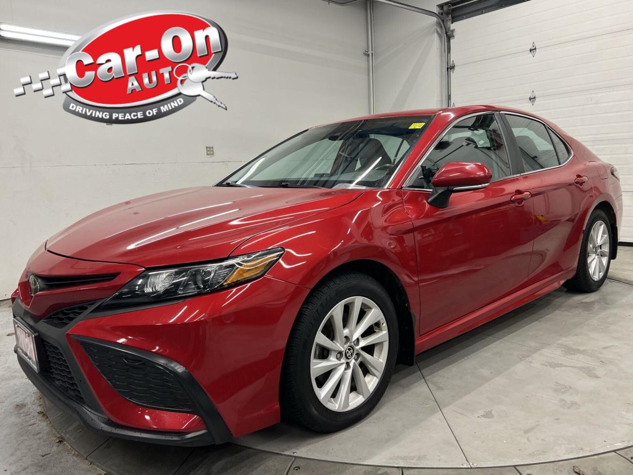 Used 2021 Toyota Camry SE | LEATHER | CARPLAY | HTD SEATS | SAFETYSENSE for sale in Ottawa, ON