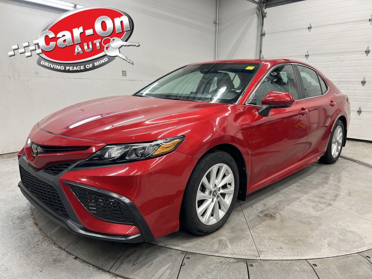 Used 2021 Toyota Camry SE | LEATHER | CARPLAY | HTD SEATS | SAFETYSENSE for sale in Ottawa, ON