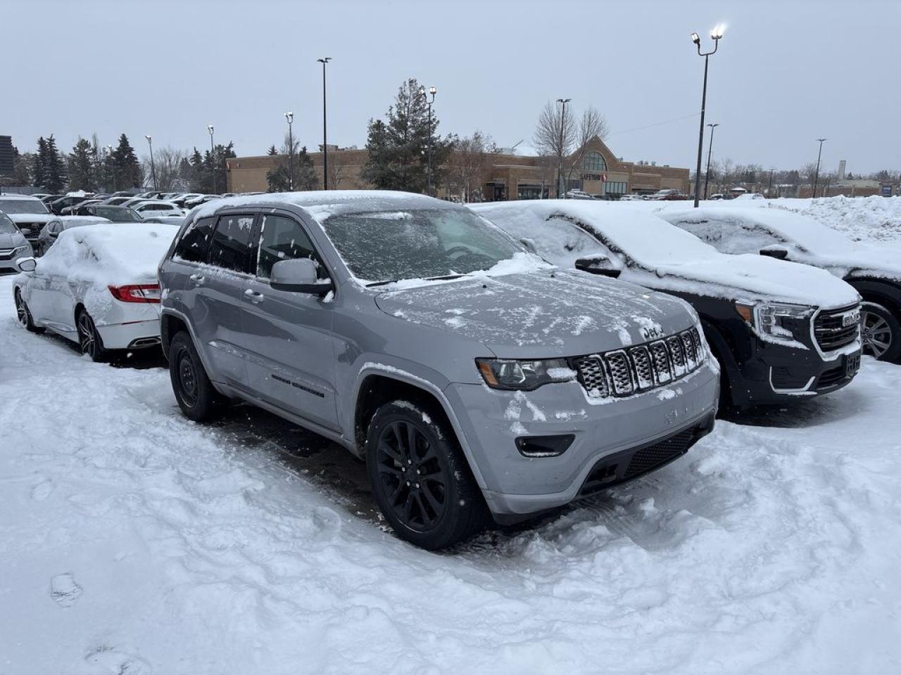 Used 2021 Jeep Grand Cherokee Altitude for sale in Sherwood Park, AB