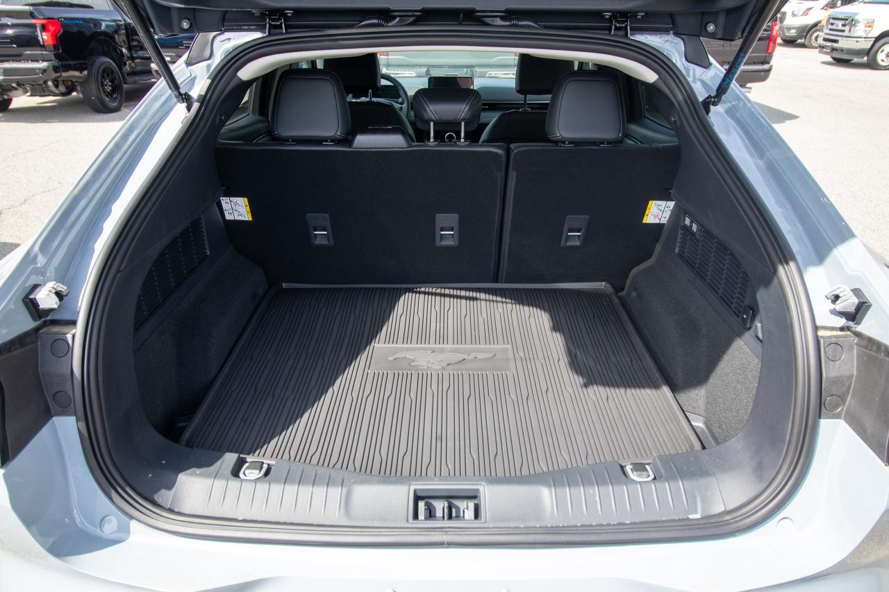2024 Ford Mustang Mach-E Select AWD Standard Range Photo5