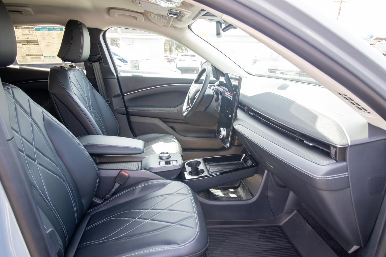 2024 Ford Mustang Mach-E Select AWD Standard Range Photo5