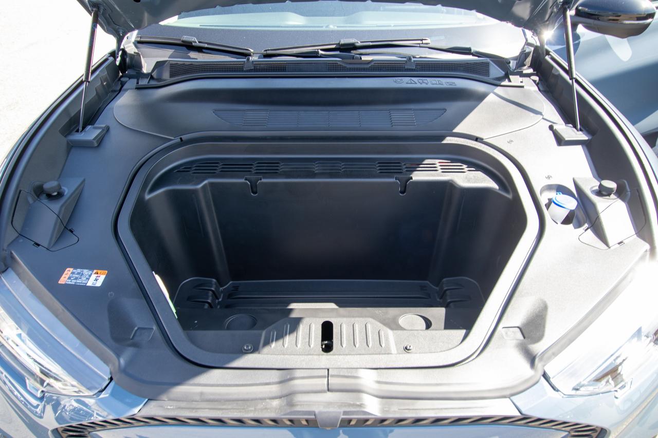 2024 Ford Mustang Mach-E Select AWD Standard Range Photo5