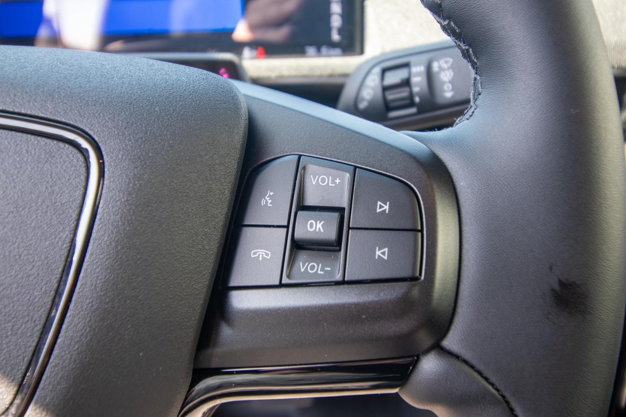 2024 Ford Mustang Mach-E Select AWD Standard Range Photo5
