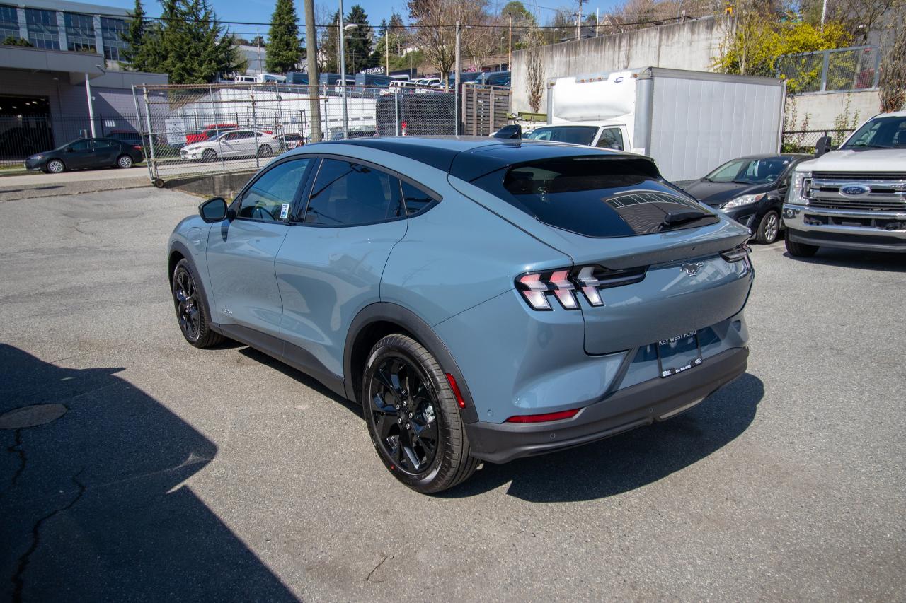 2024 Ford Mustang Mach-E Select AWD Standard Range Photo5