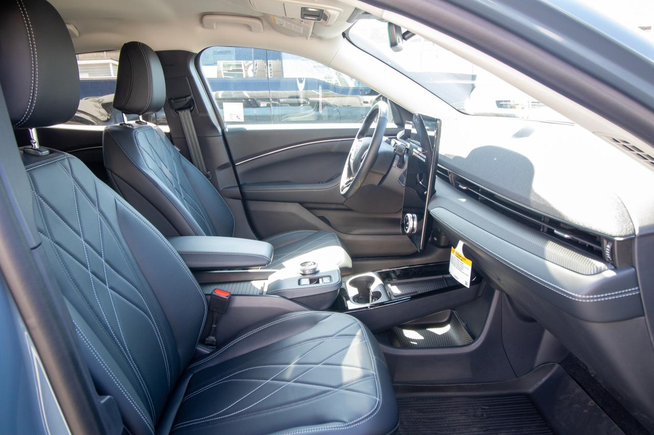 2024 Ford Mustang Mach-E Select AWD Standard Range Photo5