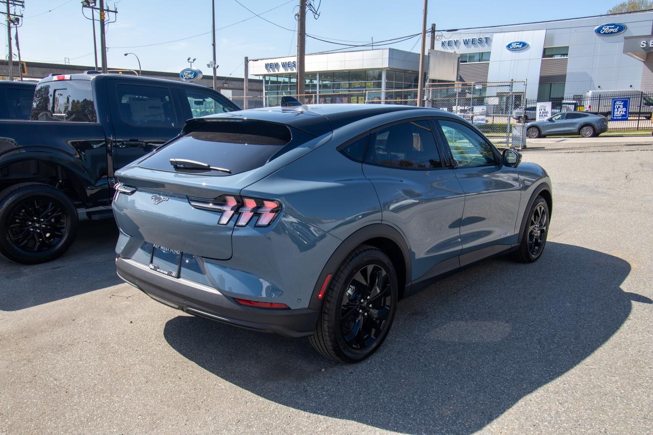 2024 Ford Mustang Mach-E Select AWD Standard Range Photo5