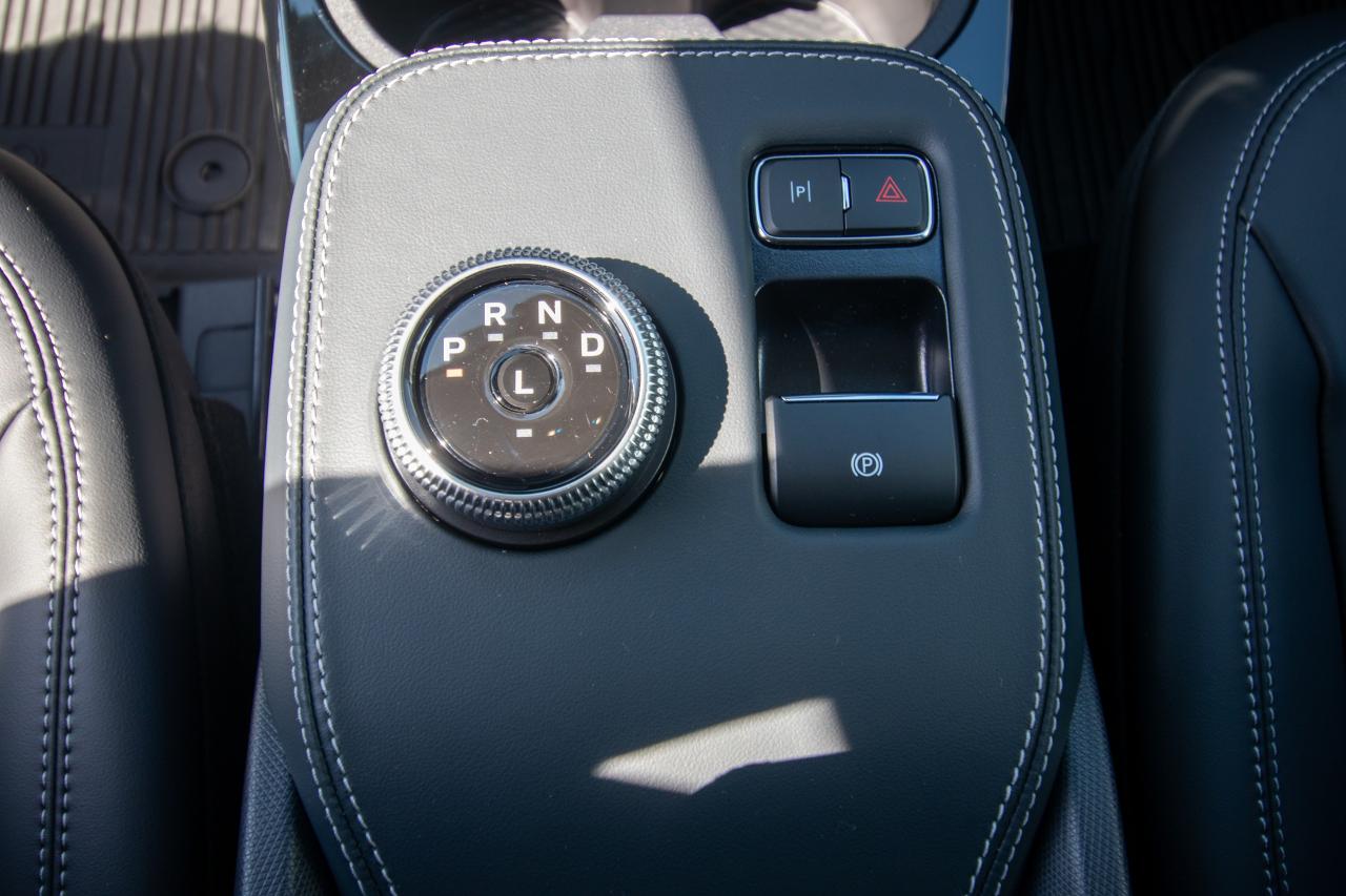 2024 Ford Mustang Mach-E Select AWD Standard Range Photo5