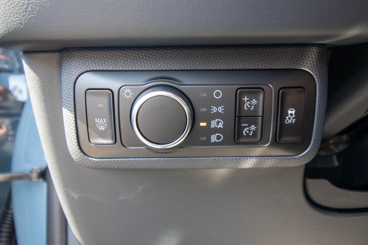 2024 Ford Mustang Mach-E Select AWD Standard Range Photo5