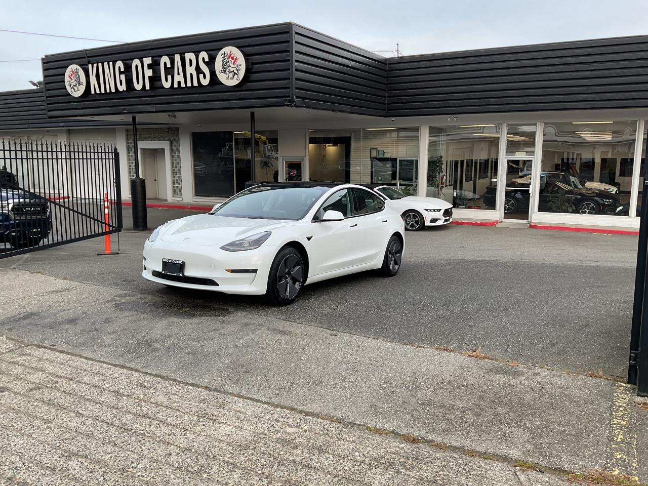 Used 2023 Tesla Model 3  for sale in Langley, BC