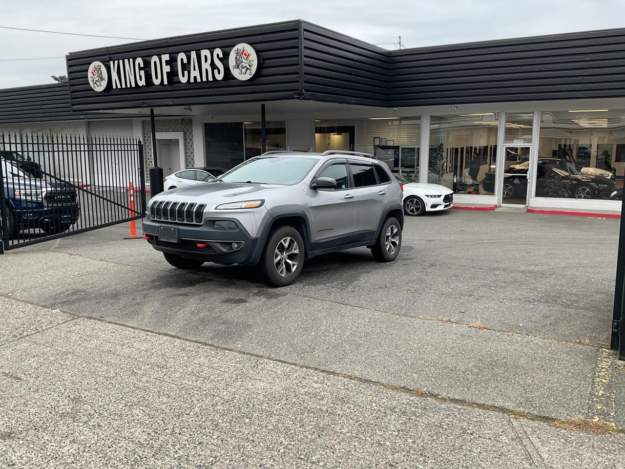 Used 2016 Jeep Cherokee 4WD 4dr Trailhawk for sale in Langley, BC