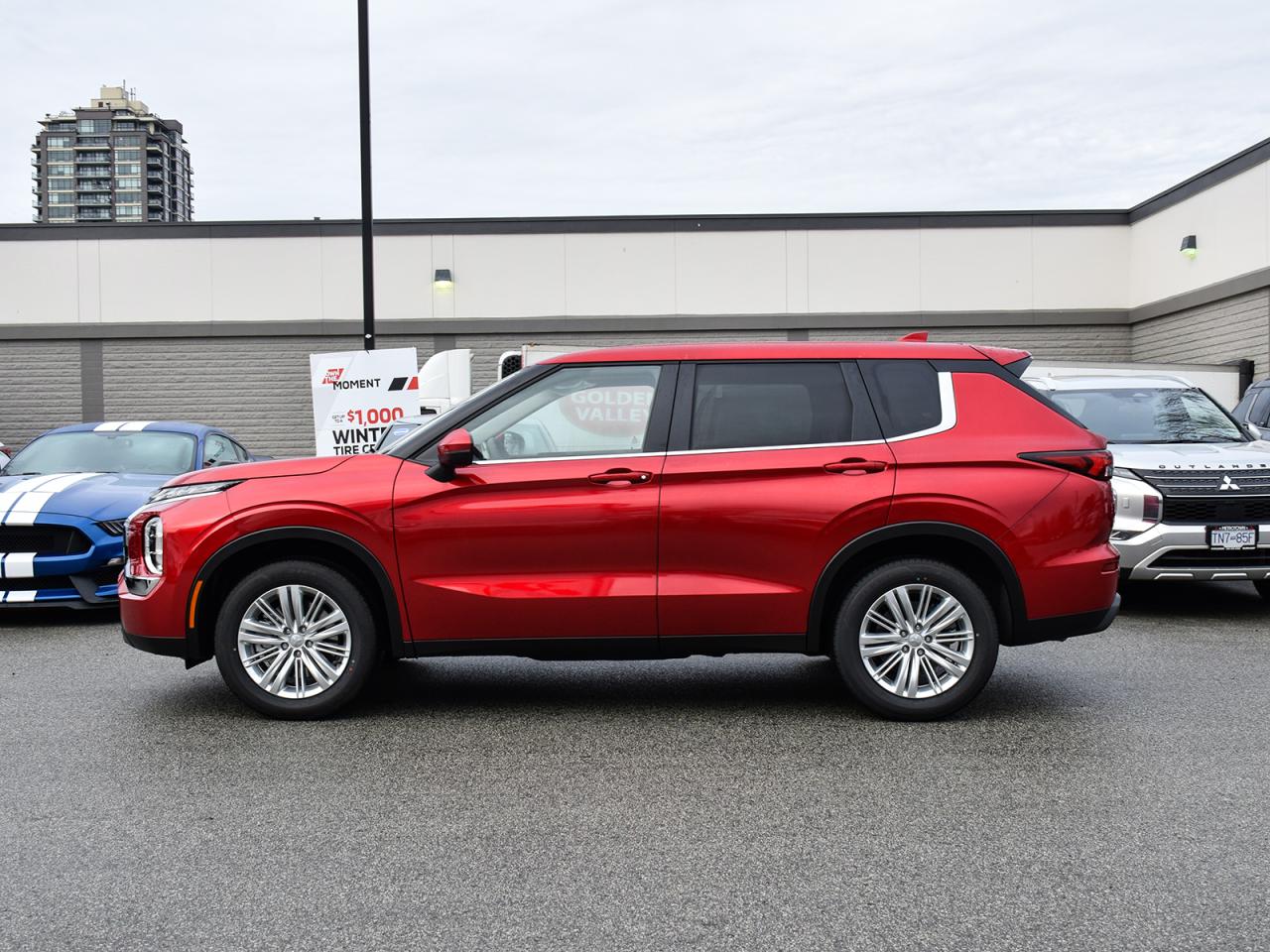 New 2024 Mitsubishi Outlander ES - Heated Seats, Apple Carplay/Android Auto for sale in Coquitlam, BC