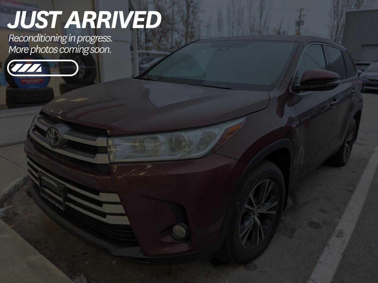 Used 2017 Toyota Highlander LE $289 BI-WEEKLY for sale in Cranbrook, BC