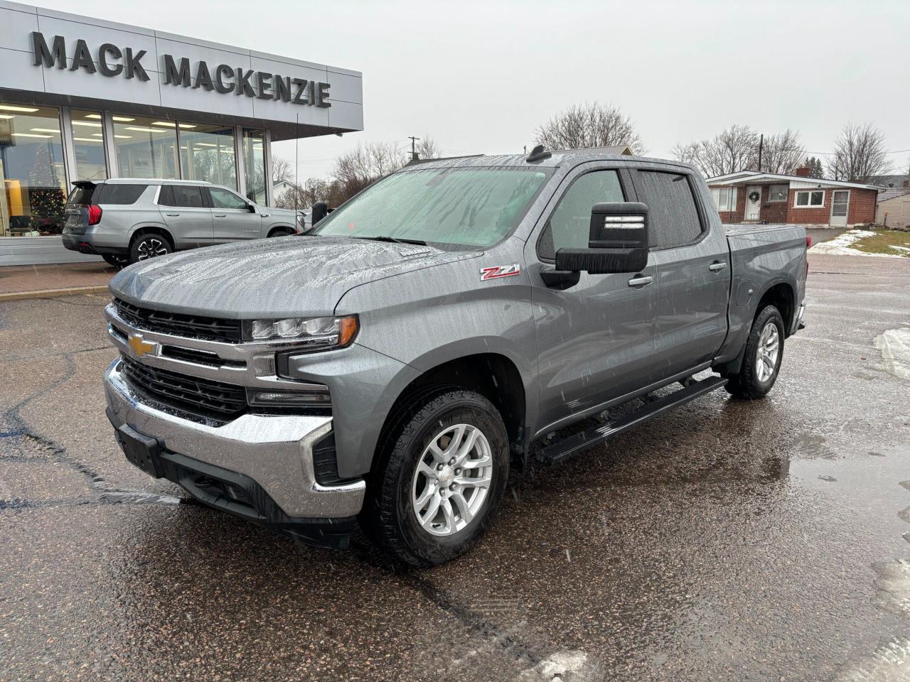 Used 2020 Chevrolet Silverado 1500 2020 Chevrolet Silverado LT Diesel Crew Cab 4WD for sale in Renfrew, ON