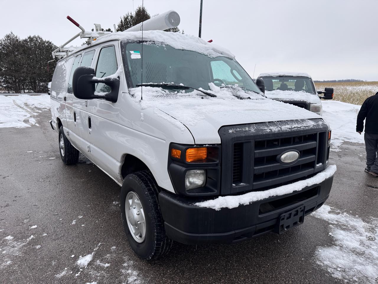 Used 2014 Ford Econoline 3500 EXTENDED CUB for sale in Waterloo, ON